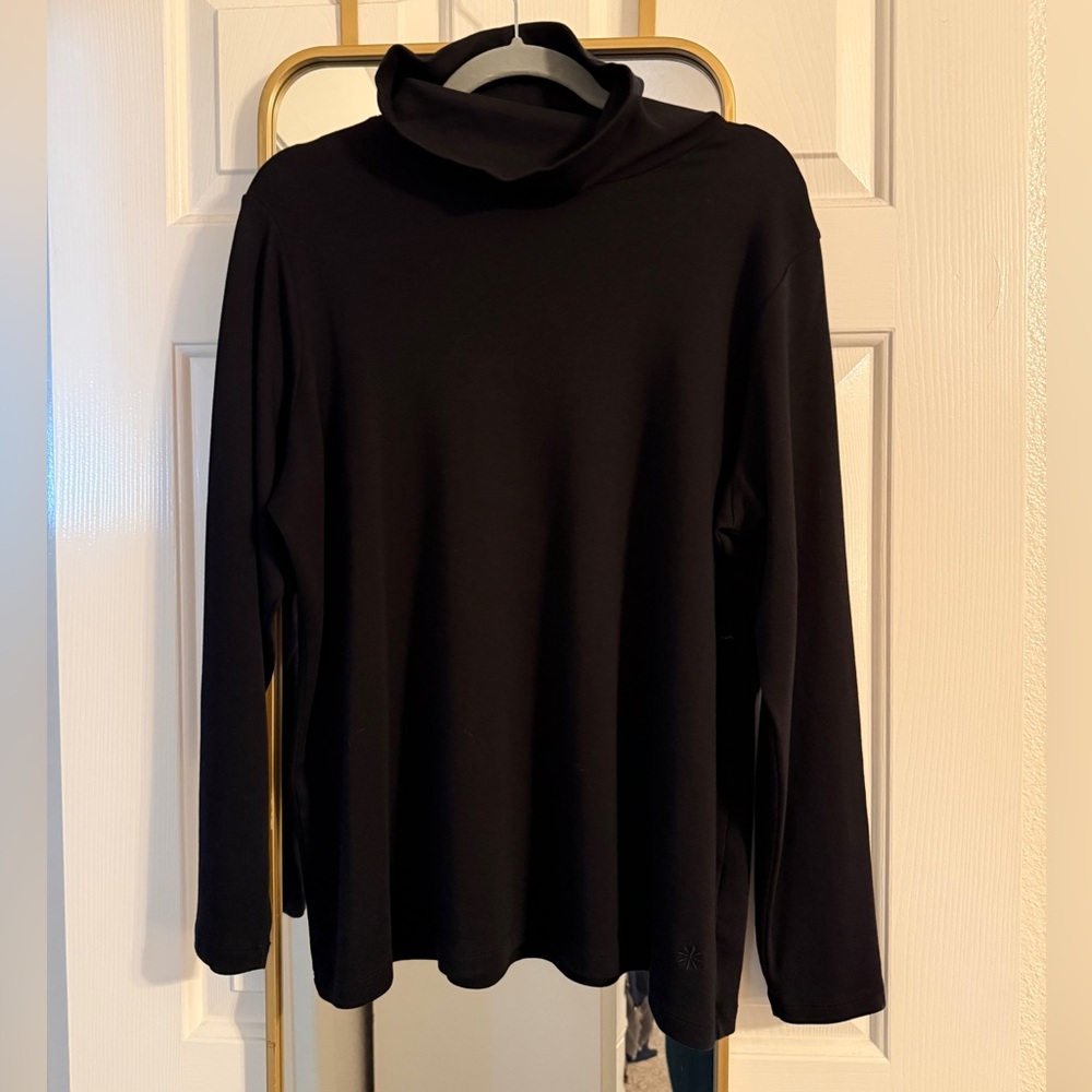 Isaac Mizrahi Black Long Sleeve Turtleneck Top